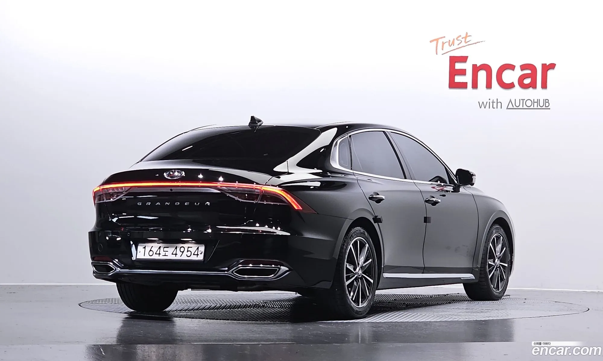 Hyundai Grandeur Vi 25 2020 - фотография 12304389
