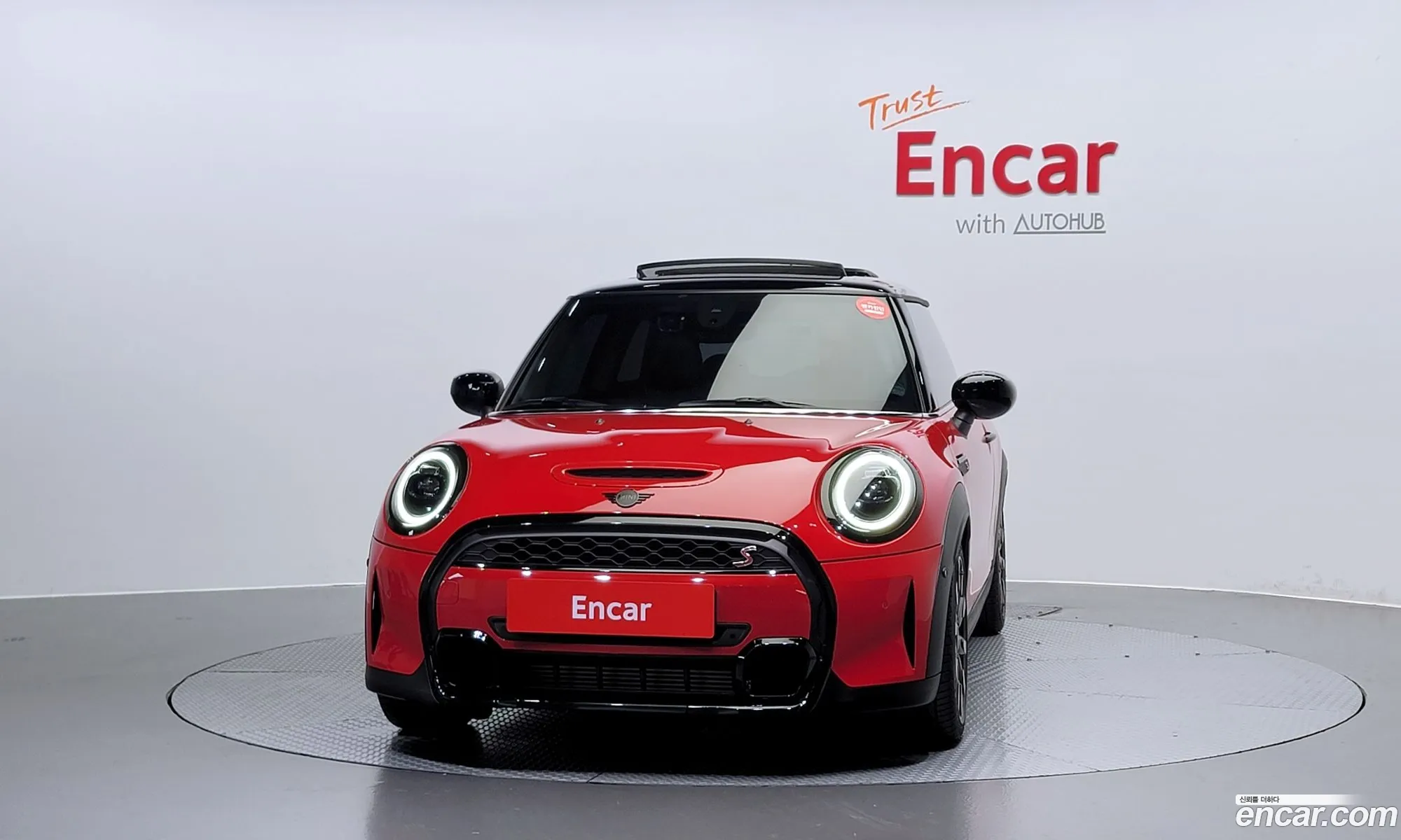 Mini Cooper Classic 2022 - фотография 4155513