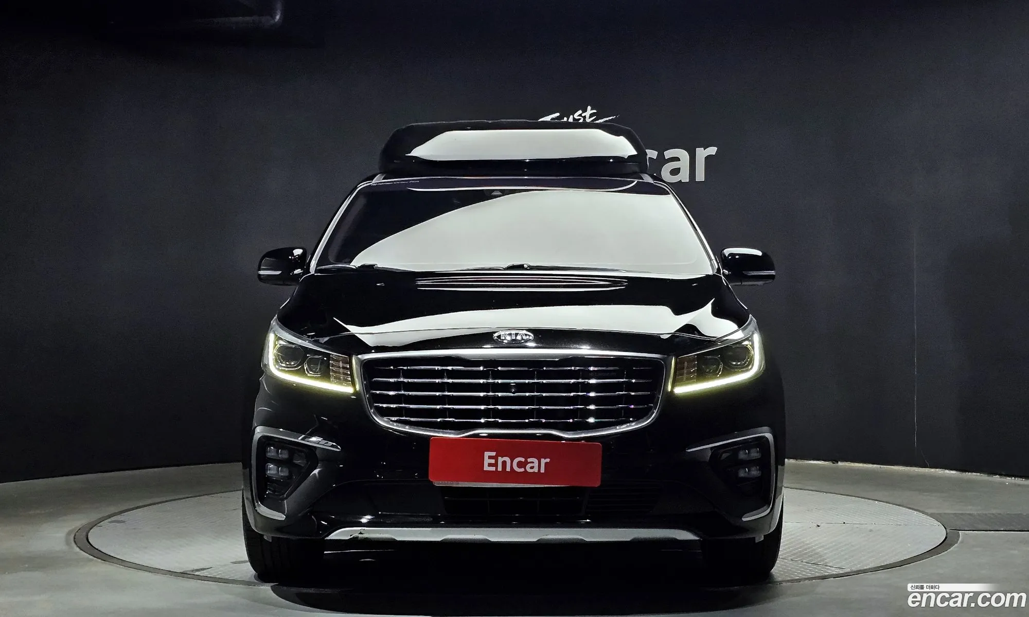 Kia Carnival Iii 7-Seater High Limousine 2019 - фотография 11878836