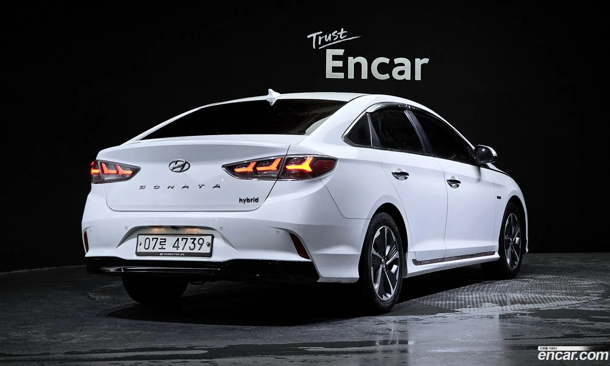 Hyundai Sonata Premium 2019 - фотография 12048079