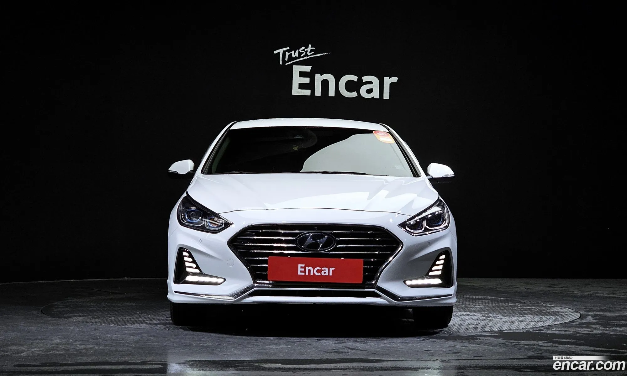 Hyundai Sonata Premium 2019 - фотография 12048080