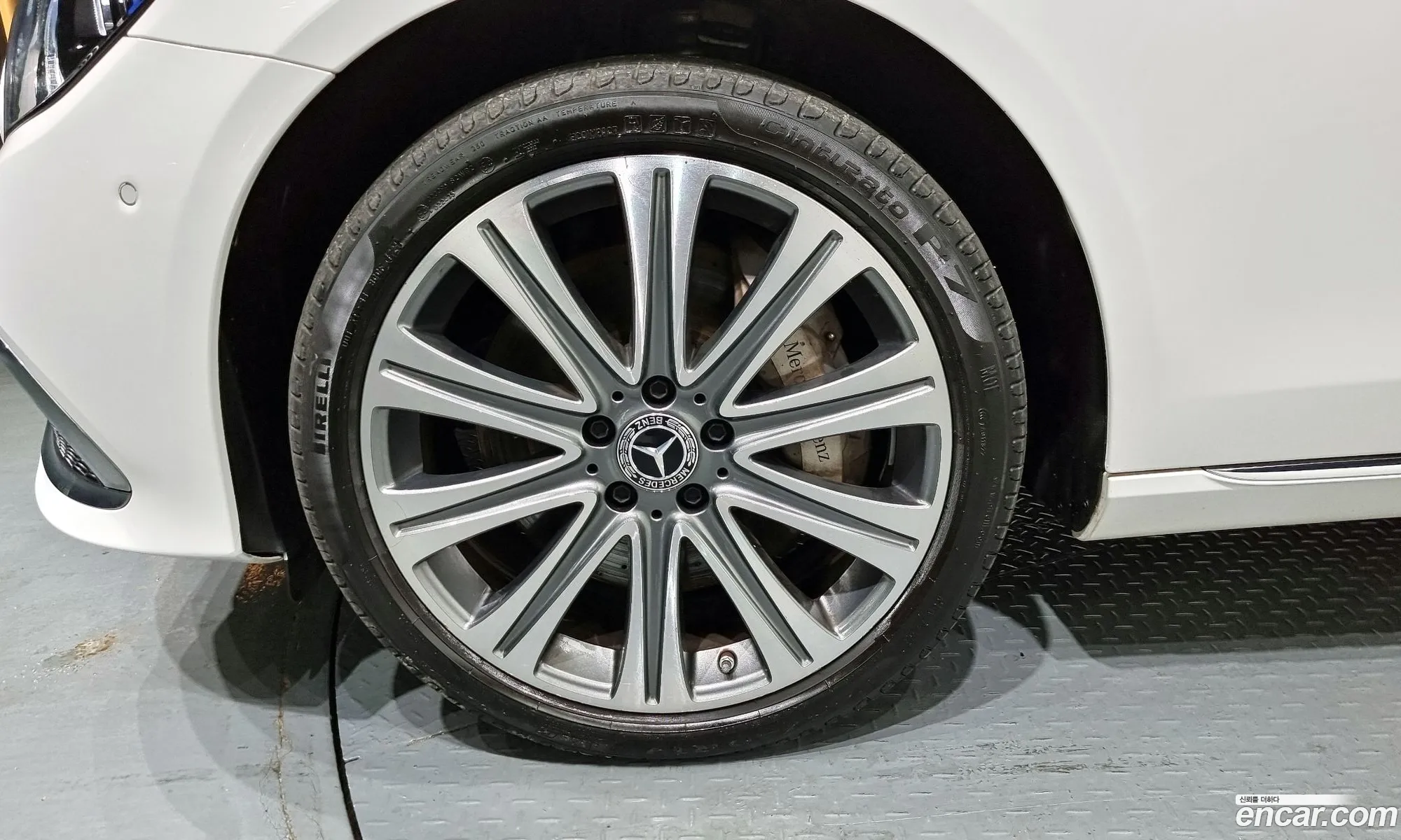 Mercedes-Benz E-Klasse V W213 S213 C238 E450 4Matic Exclusive 2021 - фотография 12066271