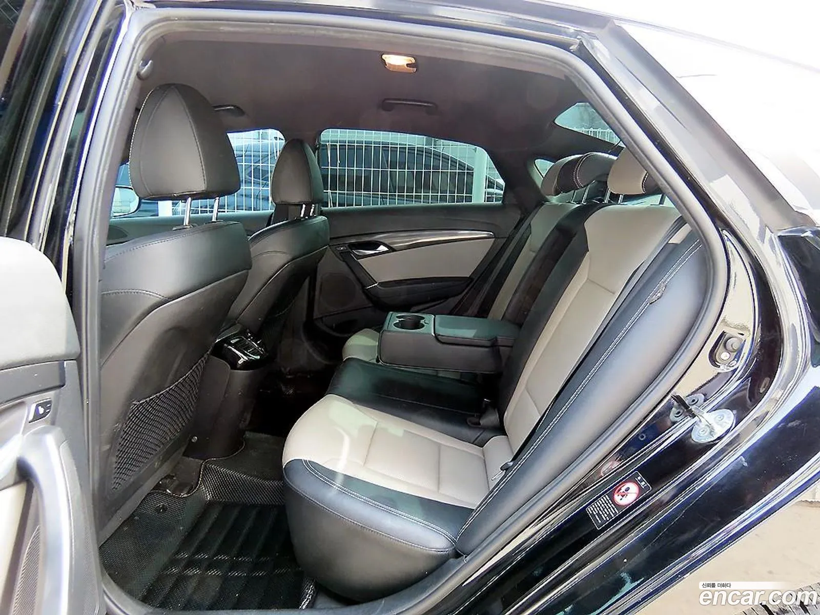 Hyundai The New I40 Saloon 17 Vgt D-Spec - фотография 18594135