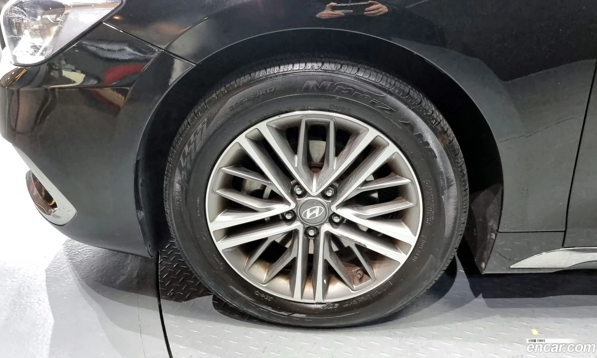 Hyundai Grandeur Ig 30 Lpi Modern Rental Car - фотография 11886391