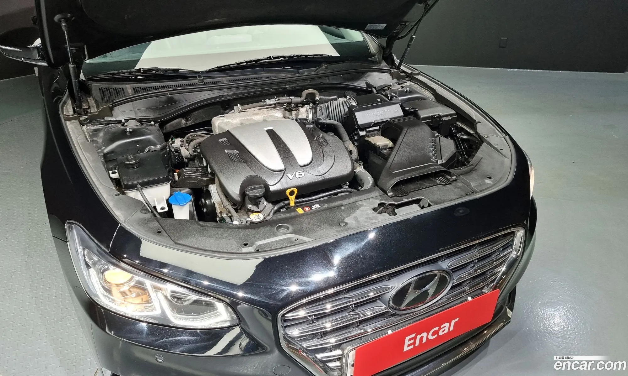 Hyundai Grandeur Ig 30 Lpi Modern Rental Car - фотография 11886392