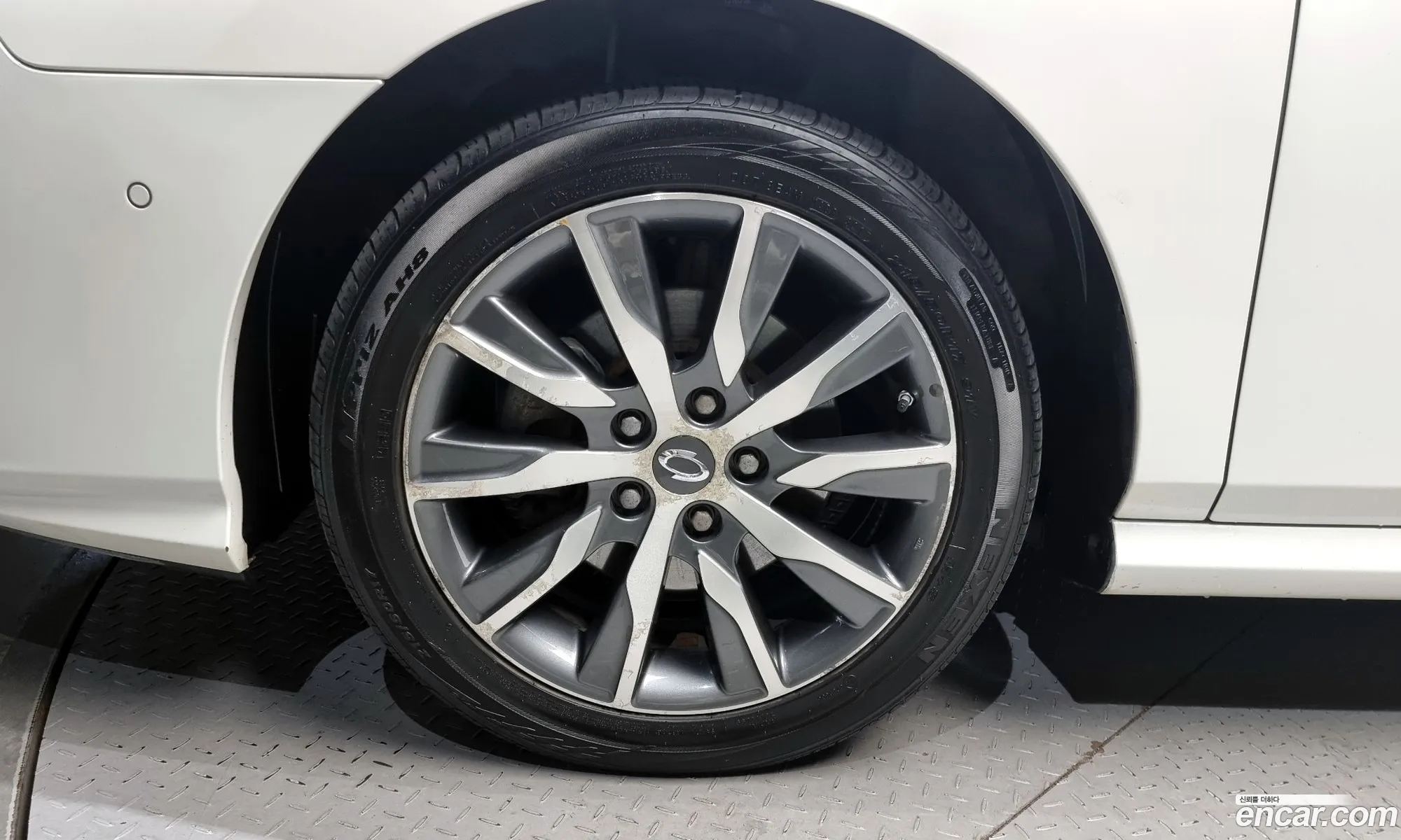 Renault Samsung Sm5 Lpli Re 2016 - фотография 11133548