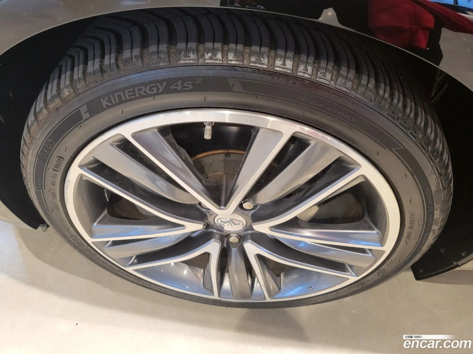 Infiniti Q50 22D Premium 2014 - фотография 3775751