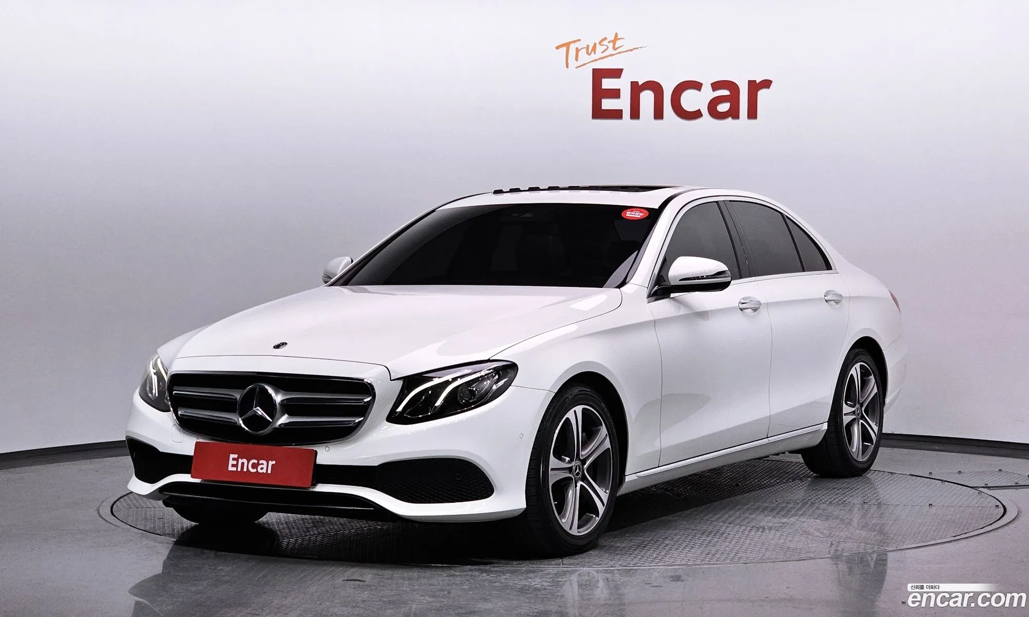 Mercedes-Benz E-Klasse V W213 S213 C238 E300 Avantgarde 2019 - фотография 12297445