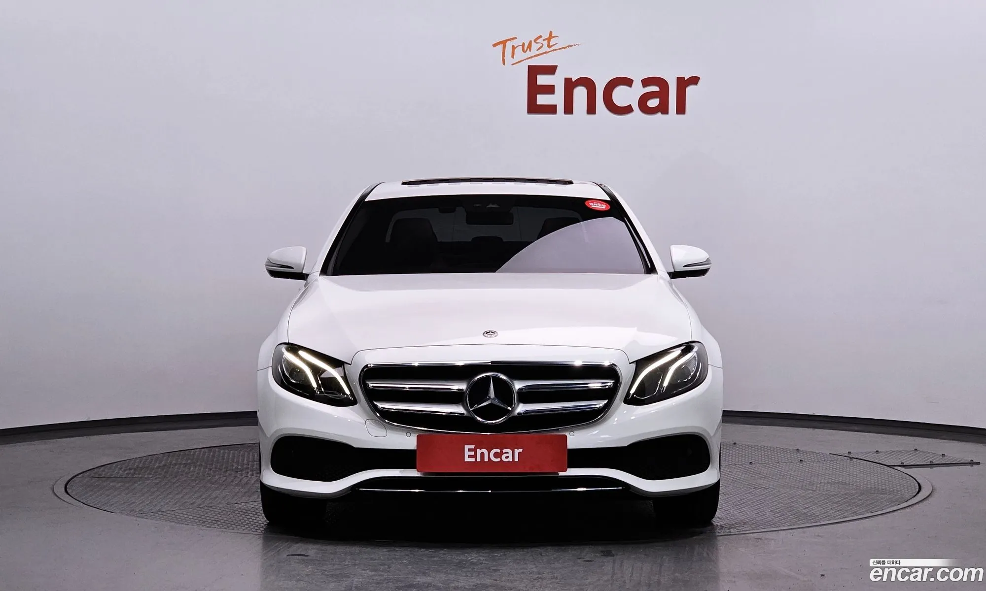 Mercedes-Benz E-Klasse V W213 S213 C238 E300 Avantgarde 2019 - фотография 12297447