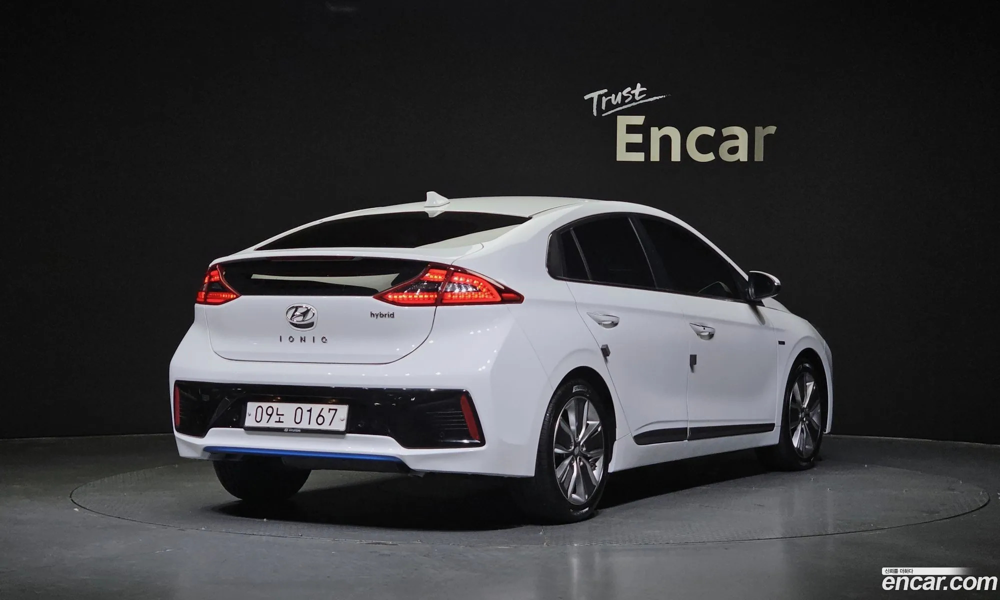Hyundai Ioniq Ioniq Q 2016 - фотография 11953085