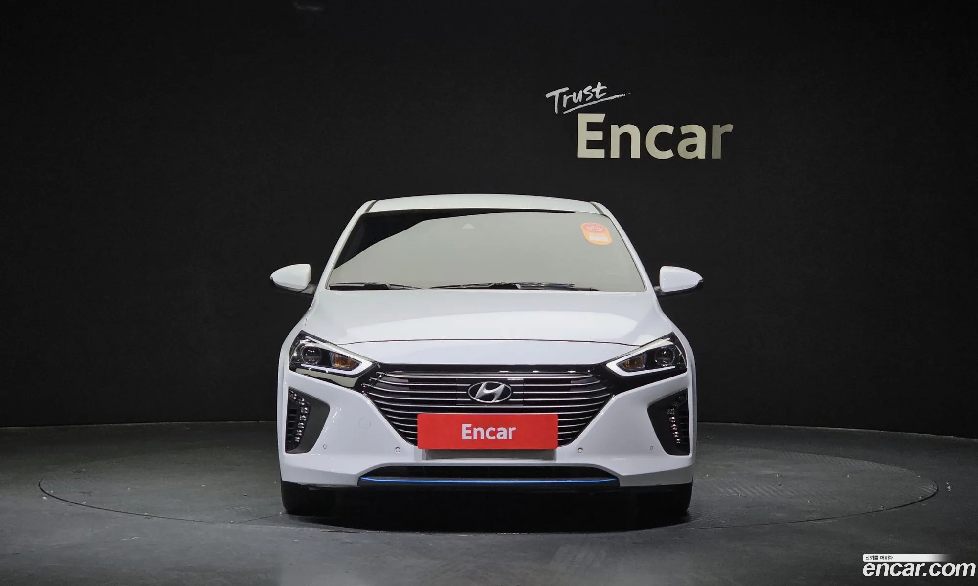 Hyundai Ioniq Ioniq Q 2016 - фотография 11953086