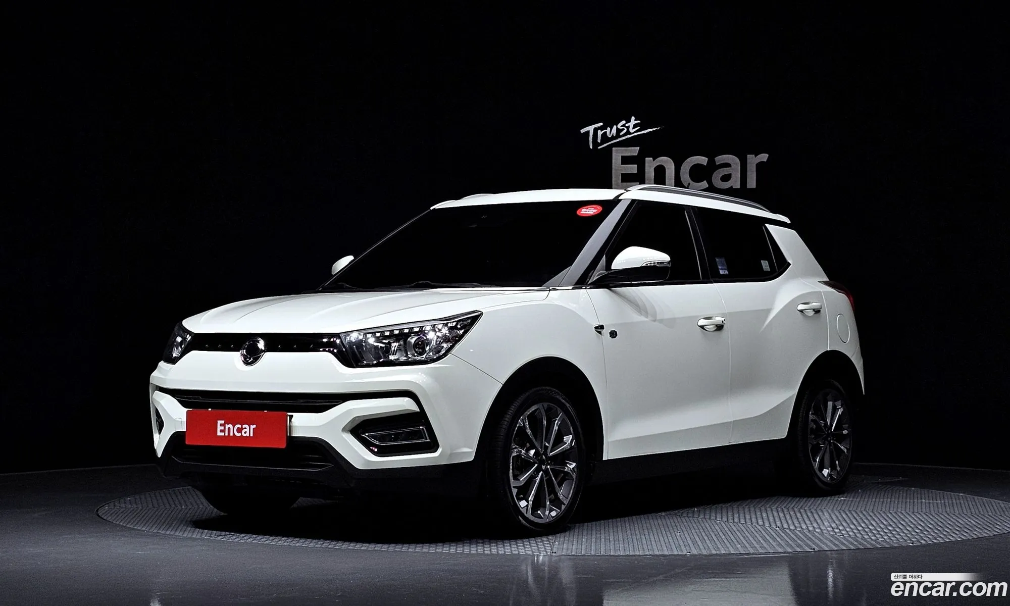 Kg Mobility Ssangyong Tivoli Armor Diesel Gear Edition 4Wd - фотография 7750380