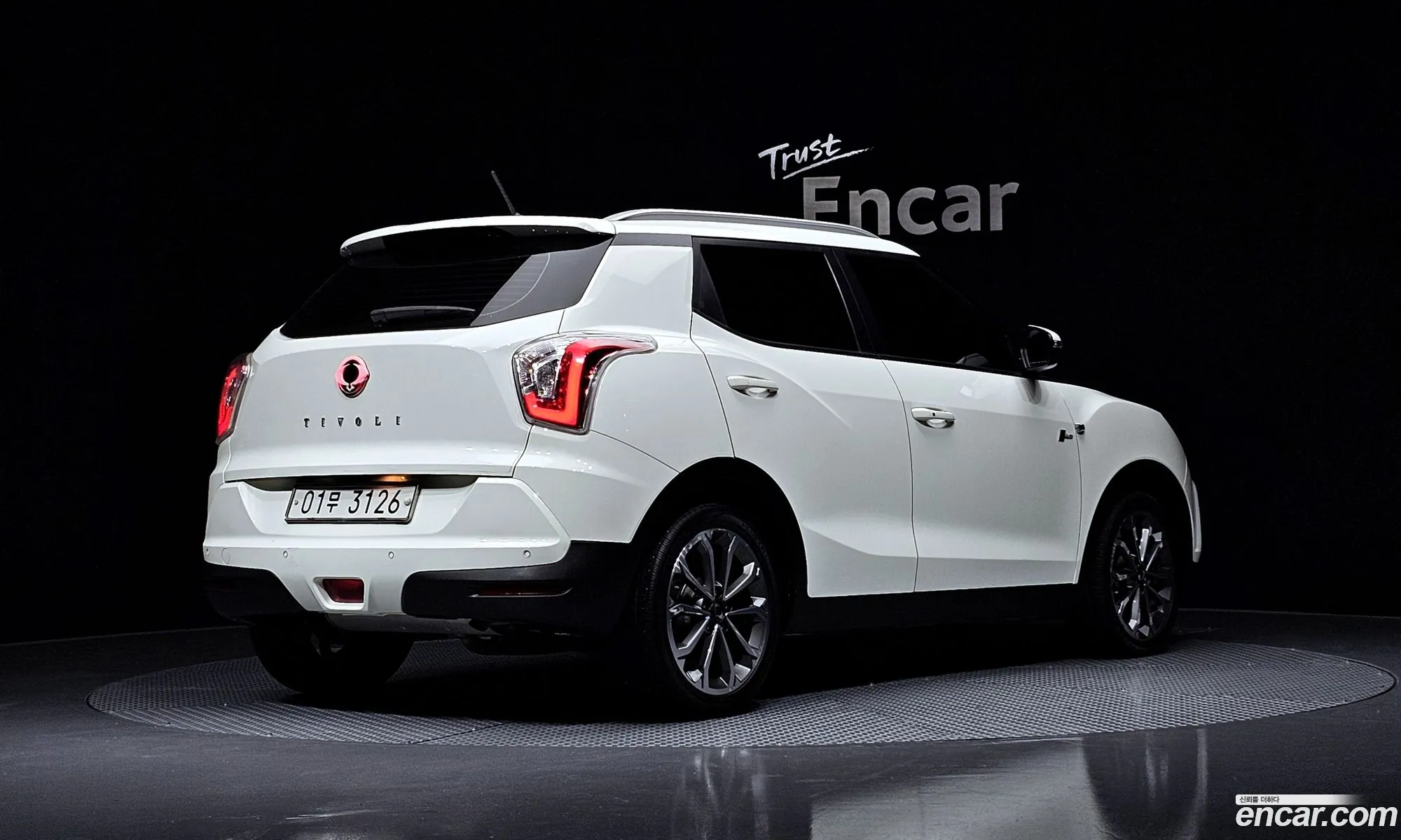 Kg Mobility Ssangyong Tivoli Armor Diesel Gear Edition 4Wd - фотография 7750381