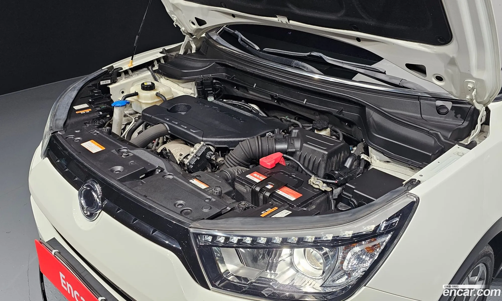 Kg Mobility Ssangyong Tivoli Armor Diesel Gear Edition 4Wd - фотография 7750385