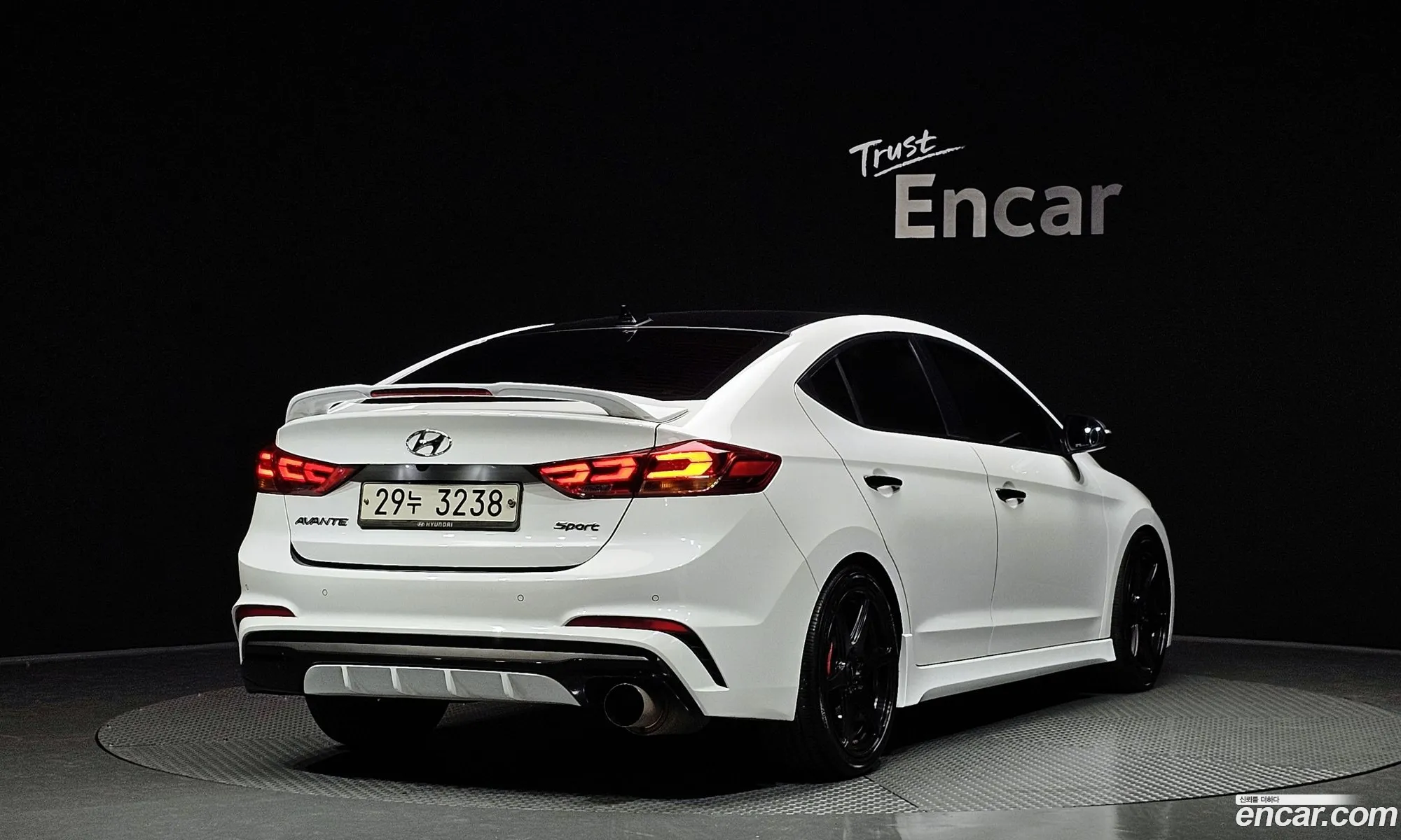 Hyundai Avante Vi 16 Turbo Sport 2017 - фотография 18060818