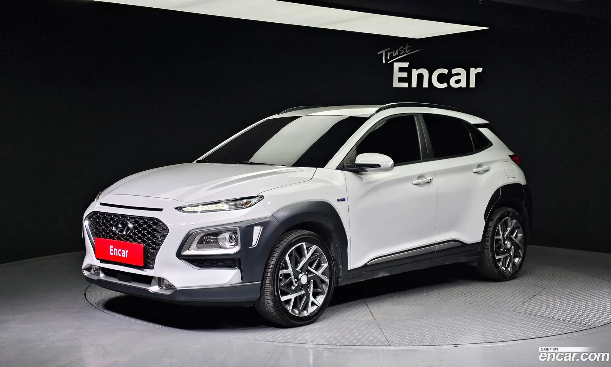 Hyundai Kona I Premium Special 2020 - фотография 16833698