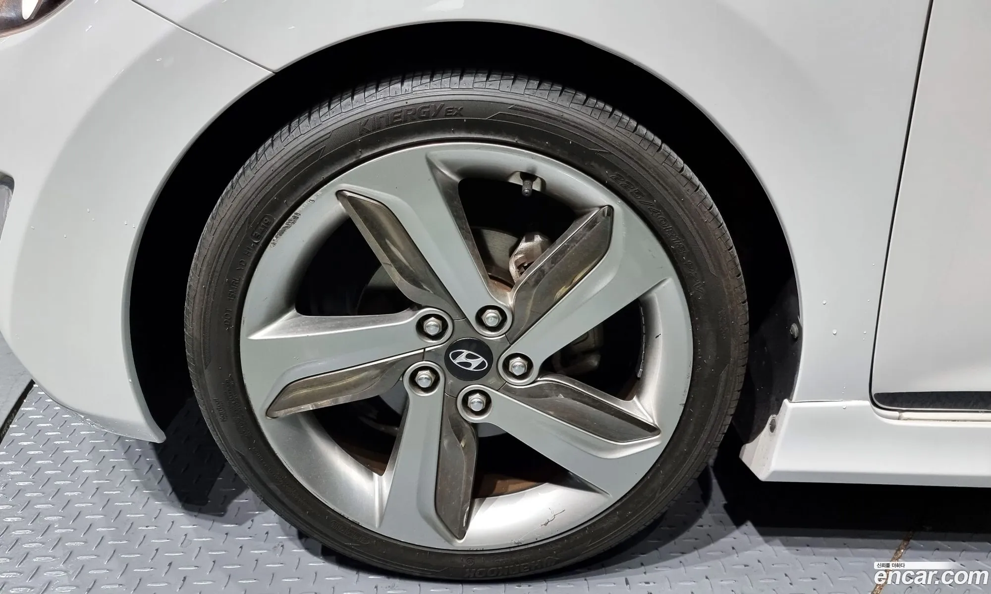 Hyundai Avante V M16 Gdi Deluxe 2012 - фотография 16779696