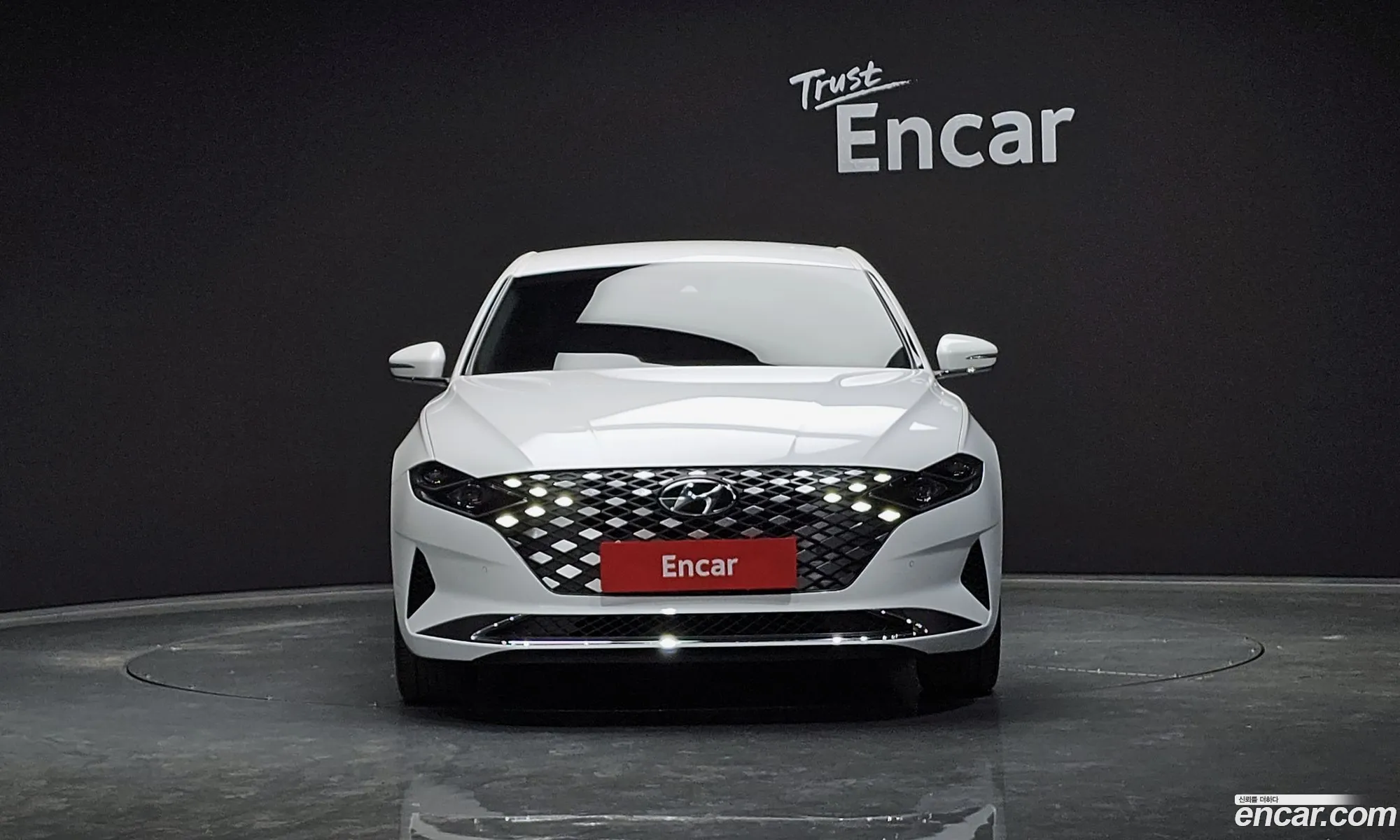 Hyundai Grandeur Vi 25 2020 - фотография 12066317