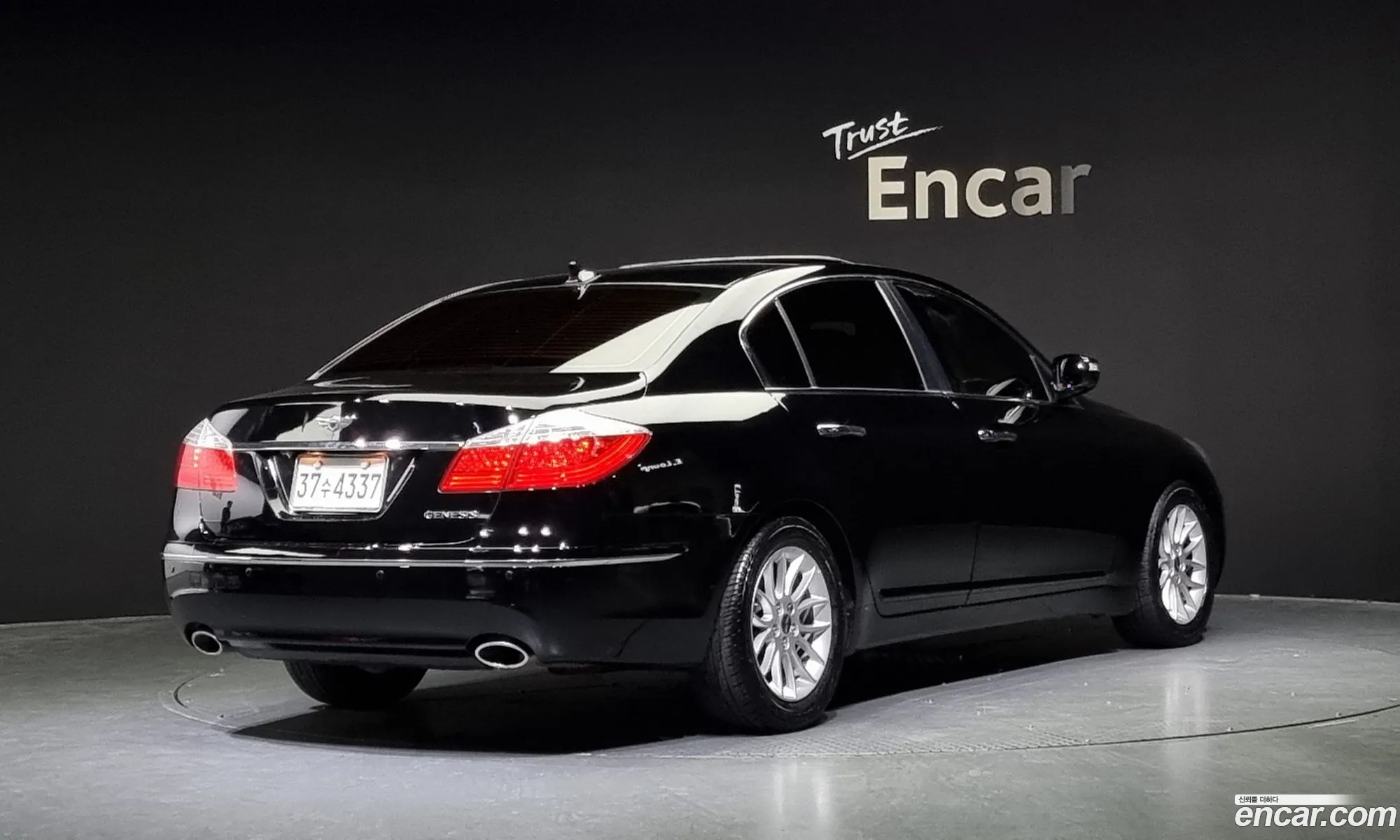 Hyundai Genesis I 38 Export Type 2010 - фотография 12199331
