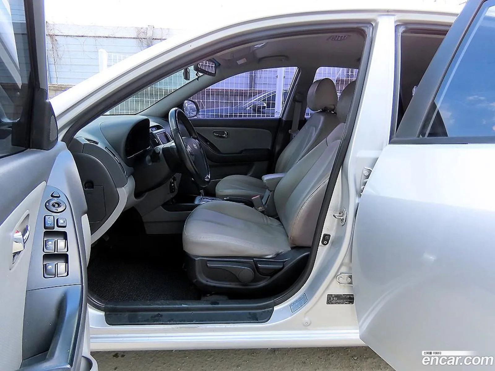 Hyundai Avante 16 Vvt S16 2010 - фотография 13617460