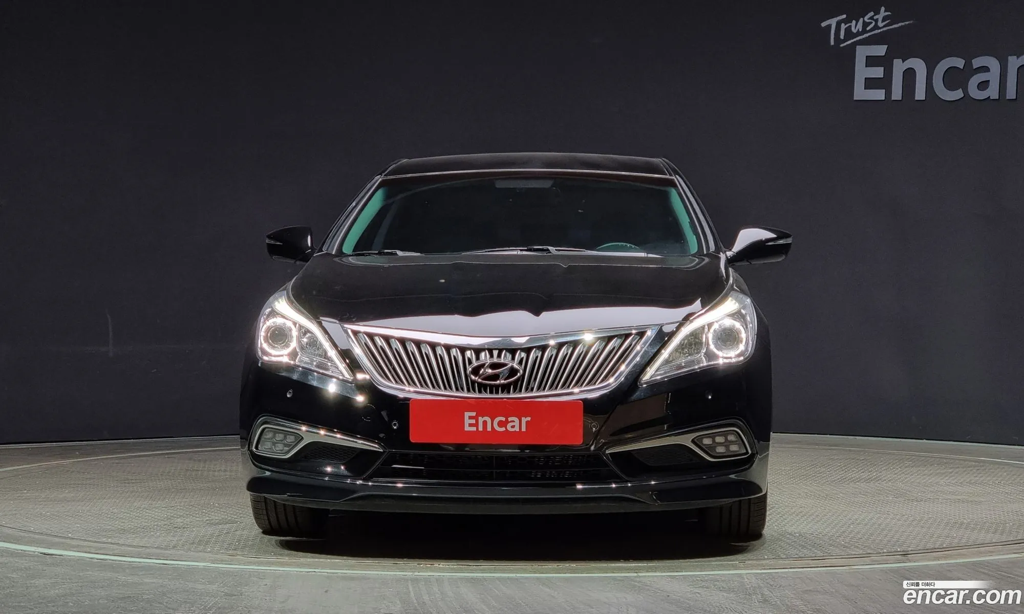 Hyundai Grandeur V Hg240 Modern 2015 - фотография 16833640