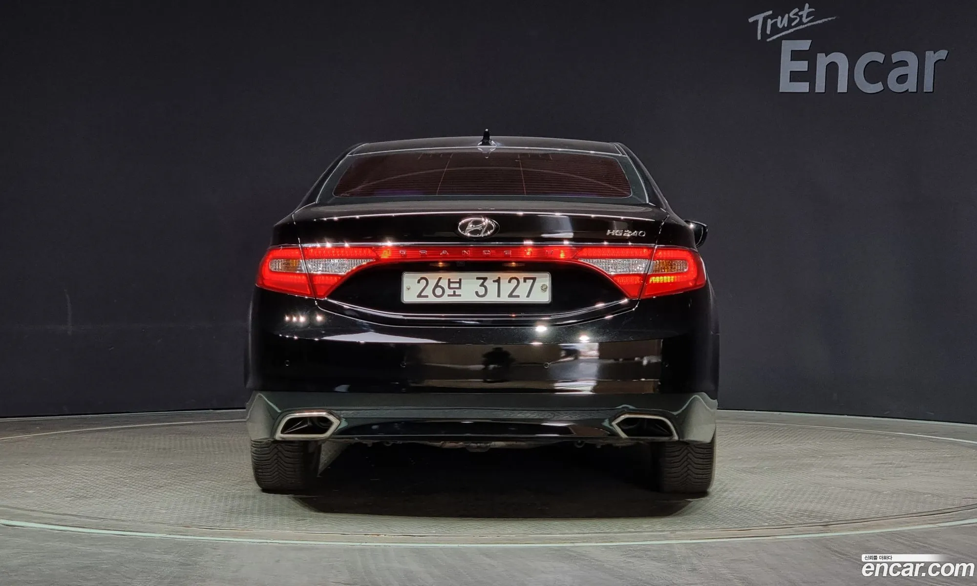 Hyundai Grandeur V Hg240 Modern 2015 - фотография 16833641