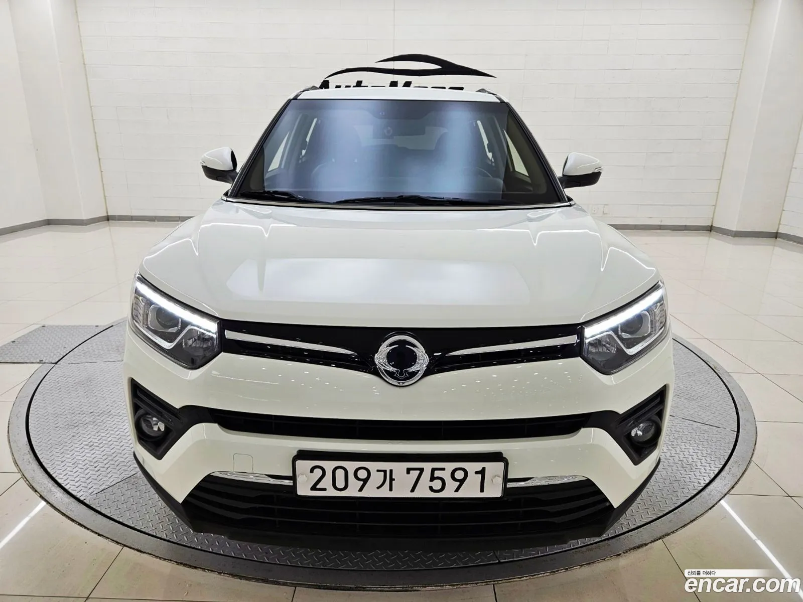 Ssangyong Tivoli Tivoli Diesel 16 2Wd 2020 - фотография 14696828