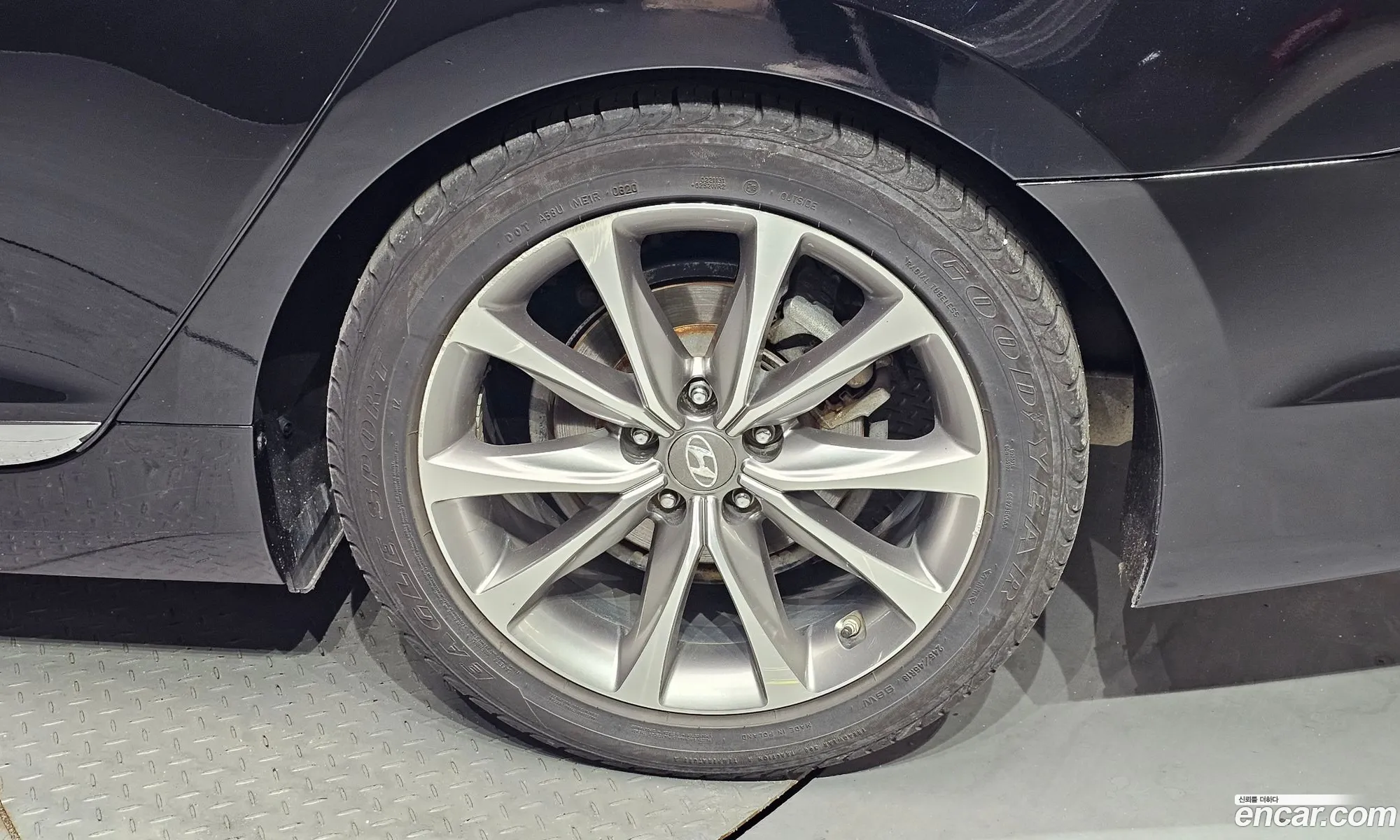 Hyundai Grandeur V Hg300 Premium 2015 - фотография 16598962