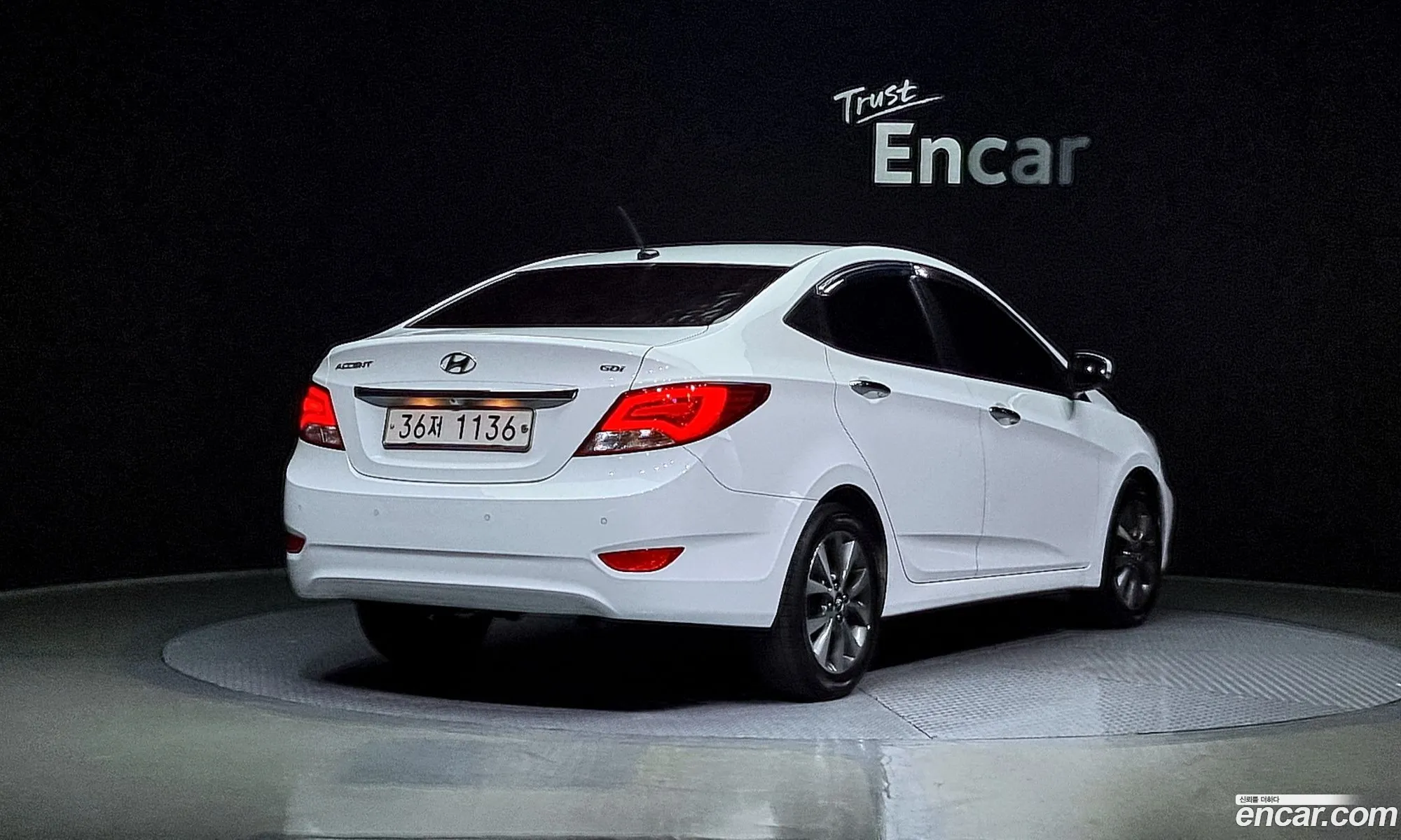 Hyundai Accent Iv 16 Gdi Premium 2016 - фотография 12018315