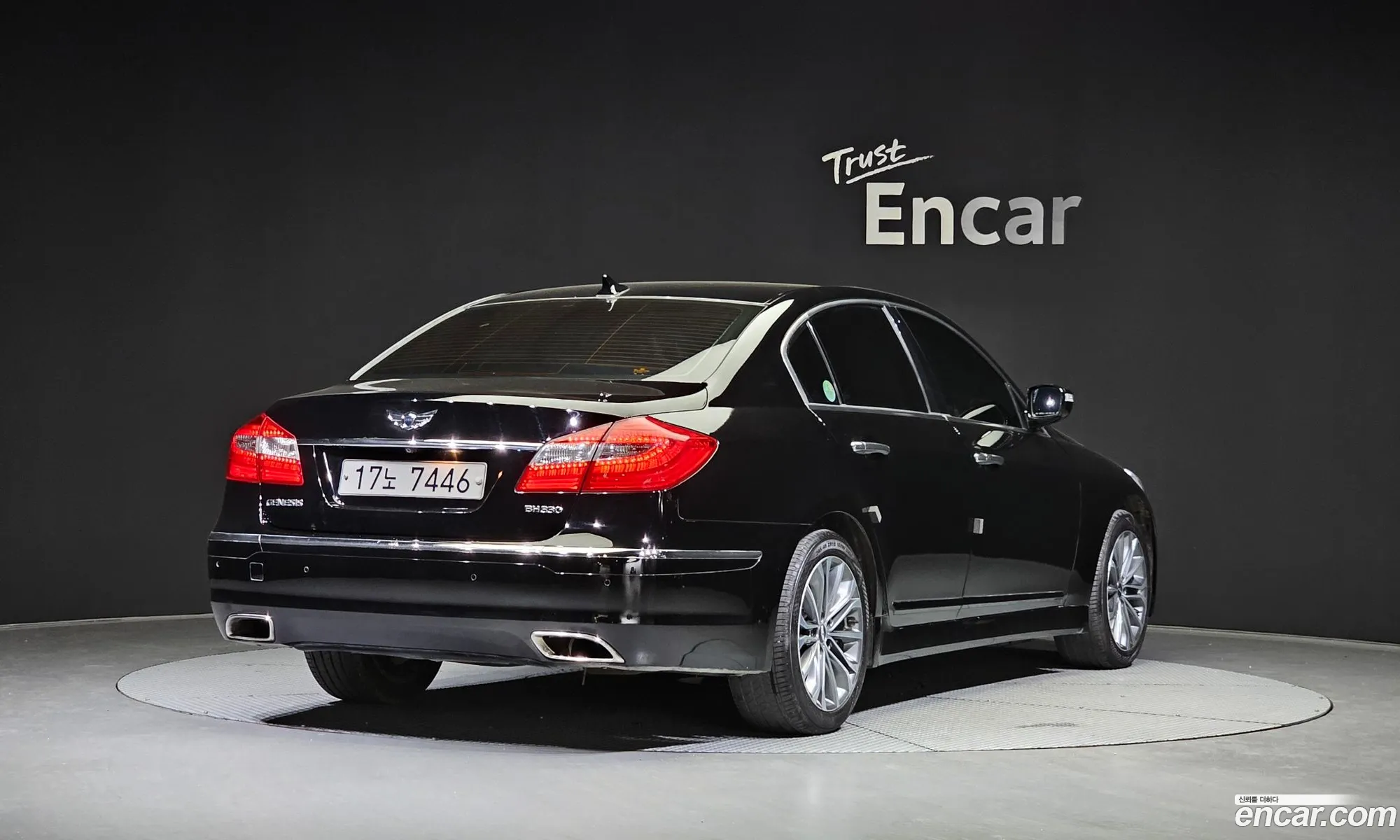 Hyundai Genesis I Bh330 Grand 2012 - фотография 12263252
