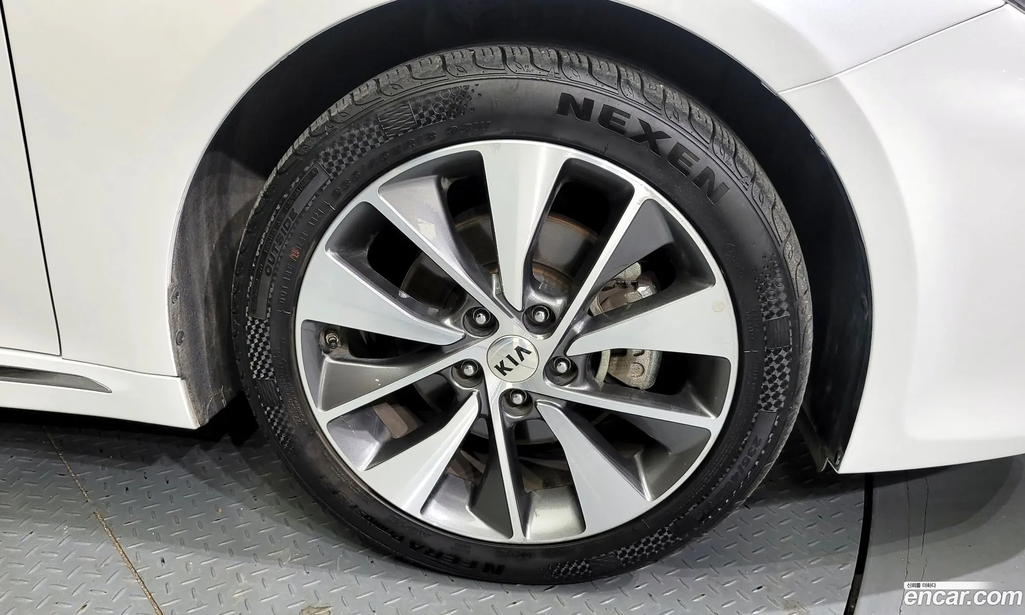 Kia K5 Ii 16 Turbo Sx 2016 - фотография 18383806