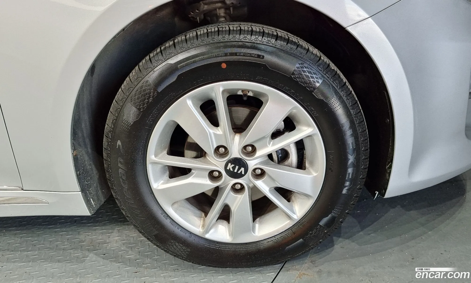 Kia K5 Ii Lpi Mx 2016 - фотография 11344897