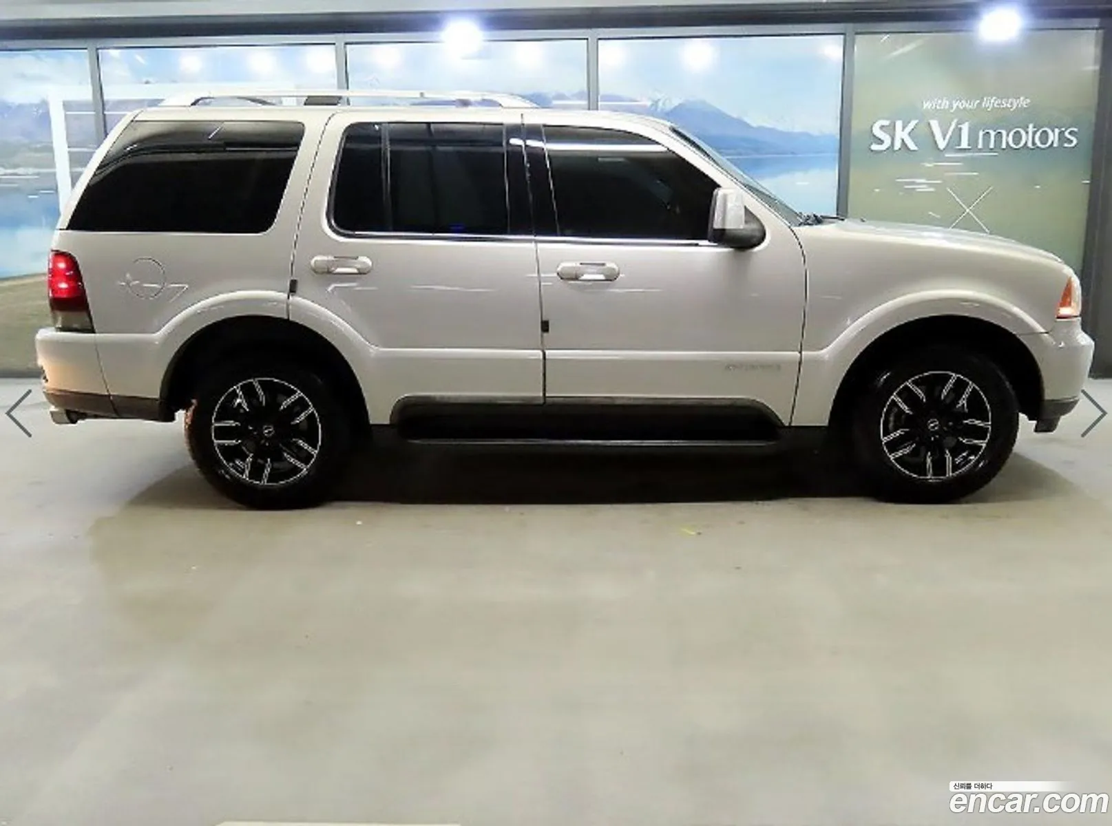 Lincoln Aviator 46L V8 2004 - фотография 14455909