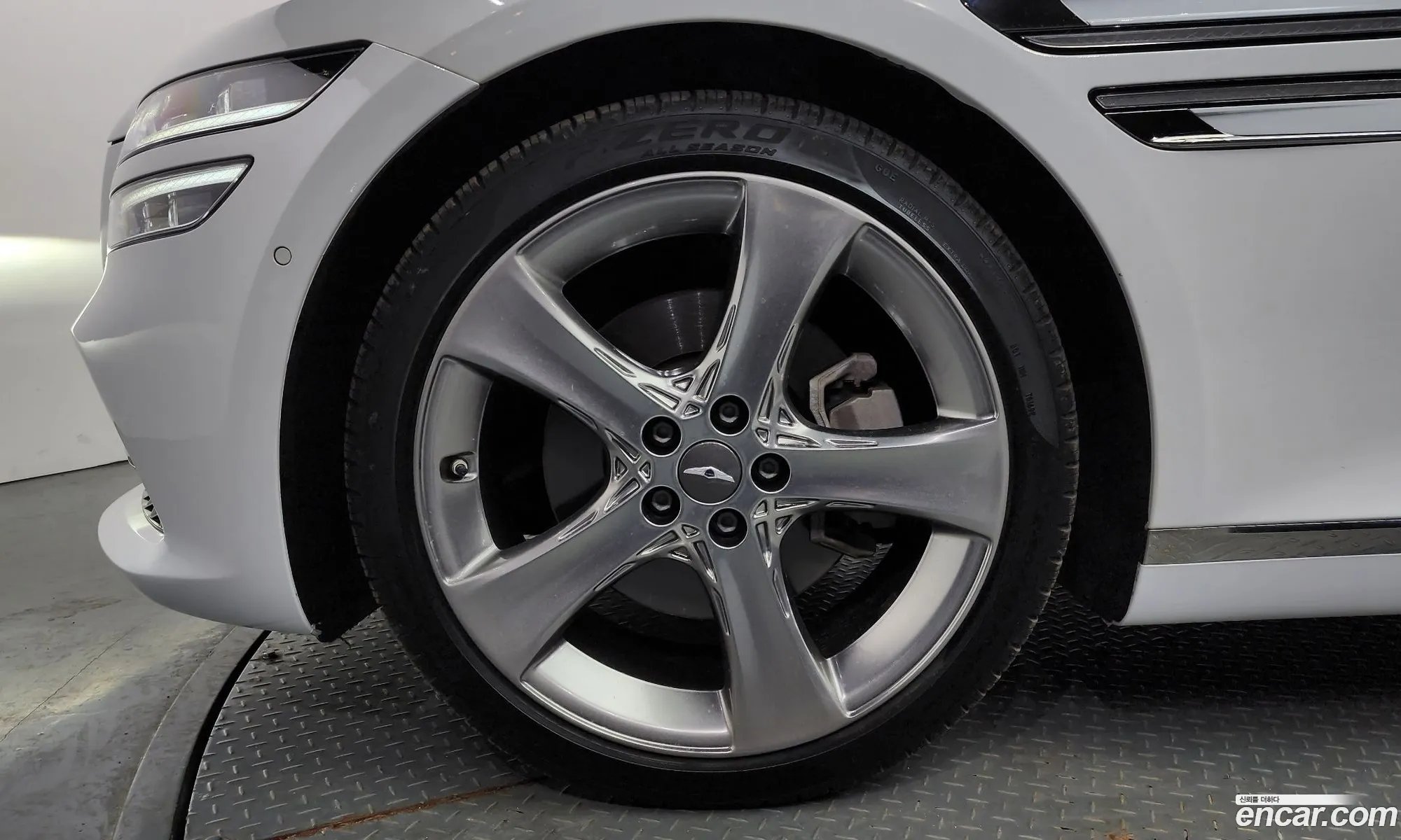 Genesis G80 Gasoline 25 Turbo Awd 2021 - фотография 11874681