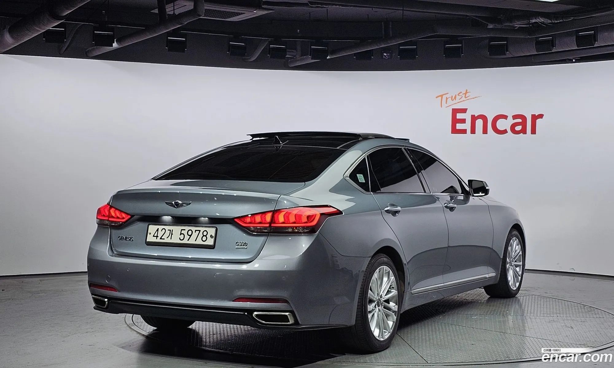 Hyundai Genesis Ii G330 Modern Awd 2015 - фотография 12021269