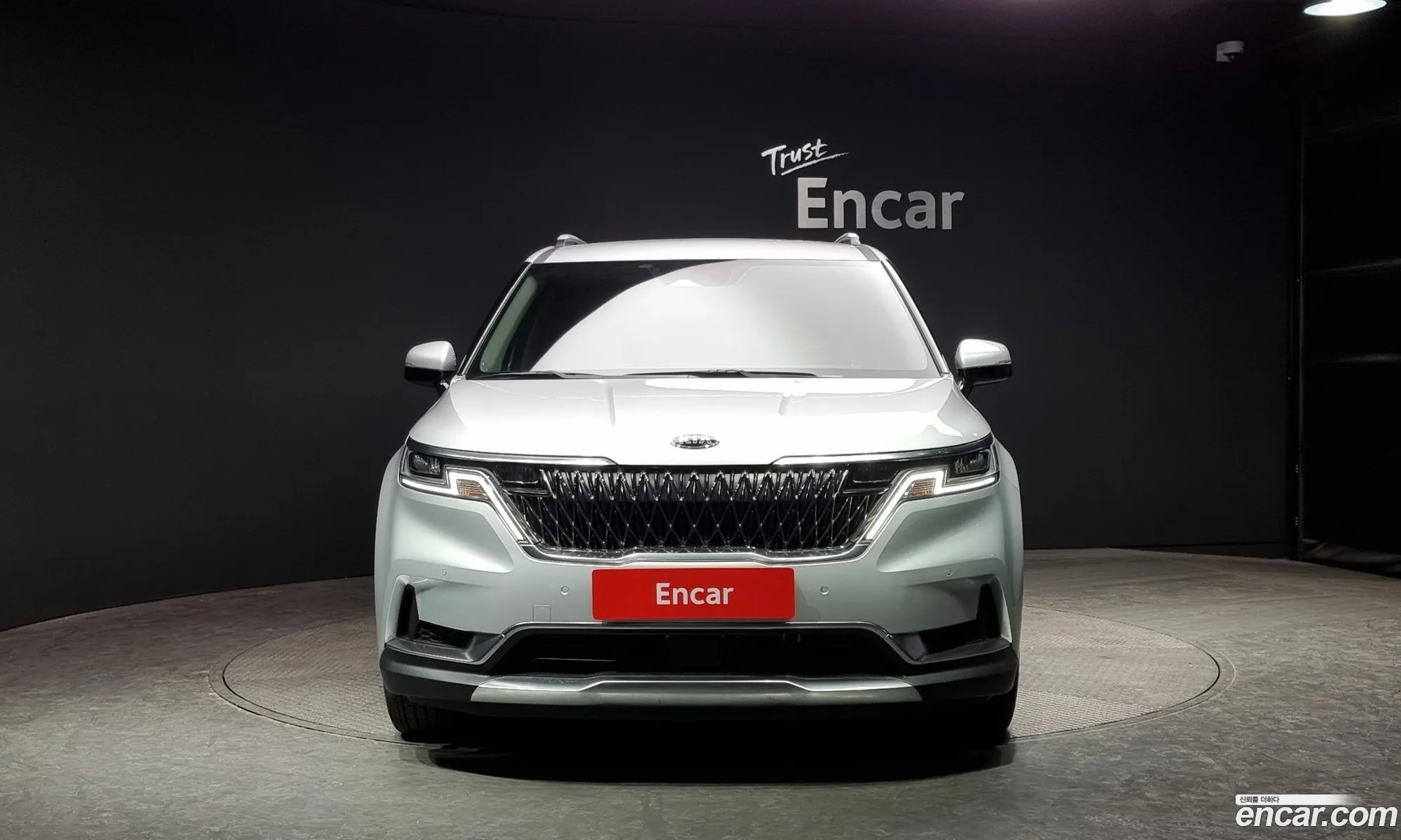Kia Carnival 9-Seater Signature 2021 - фотография 11498969