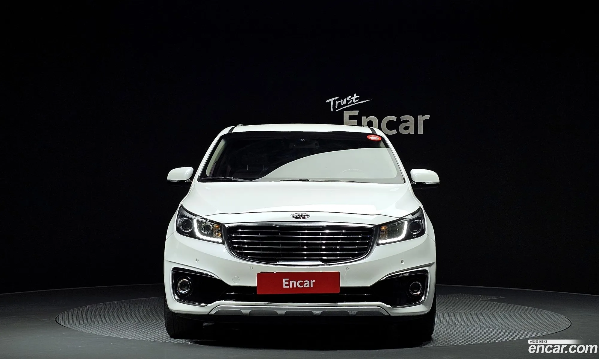 Kia Carnival 7-Seater Limousine 2018 - фотография 14883692