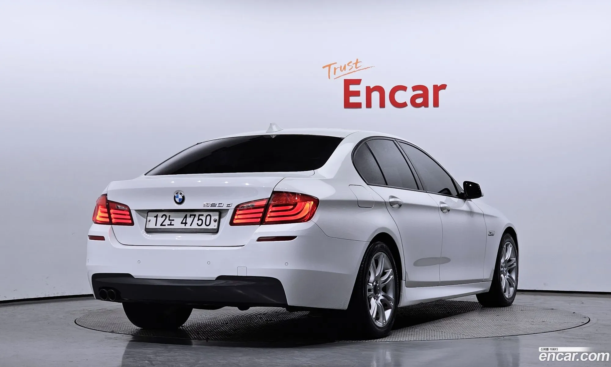 BMW 5Er Vi F10F11F07 520D M Sports 2013 - фотография 936325