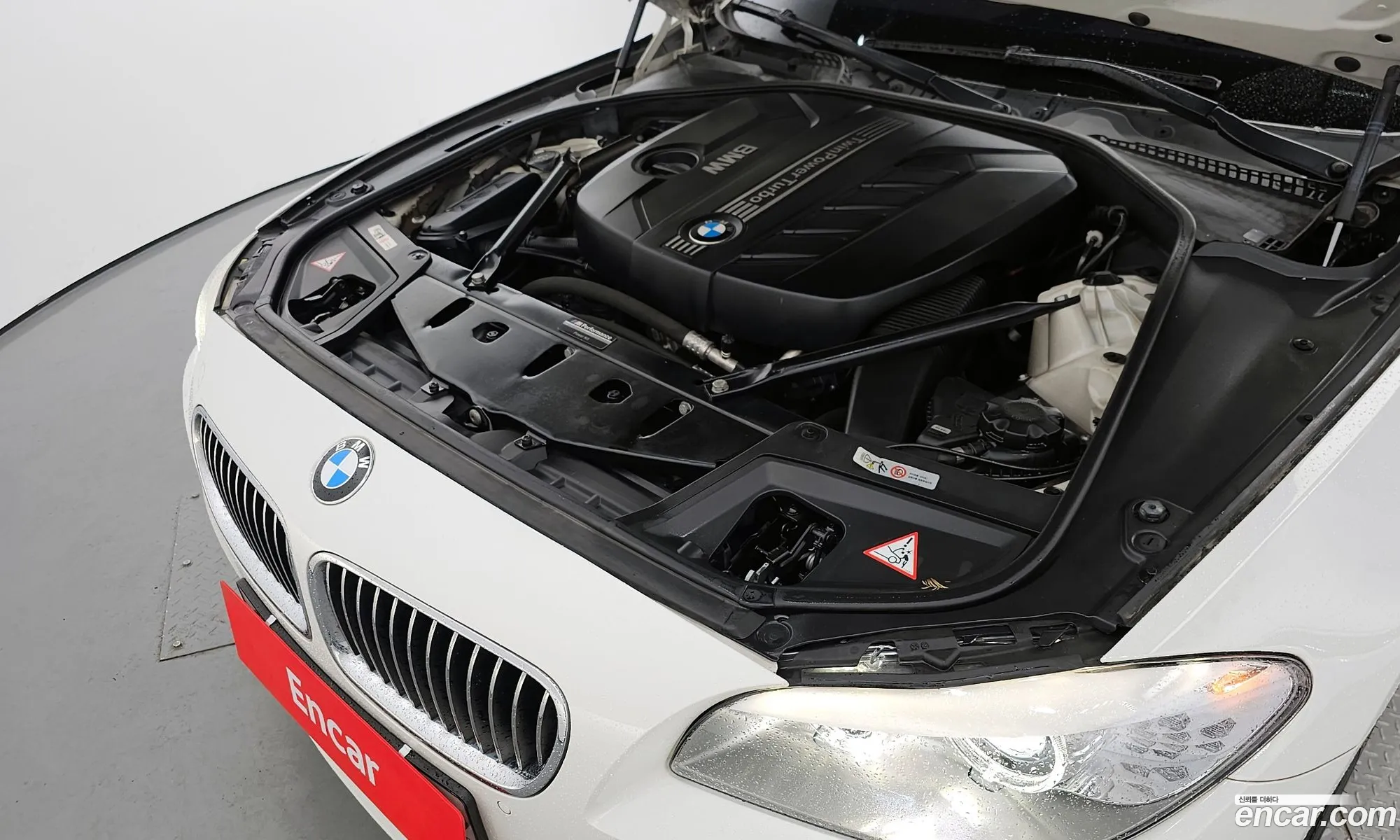 BMW 5Er Vi F10F11F07 520D M Sports 2013 - фотография 936329