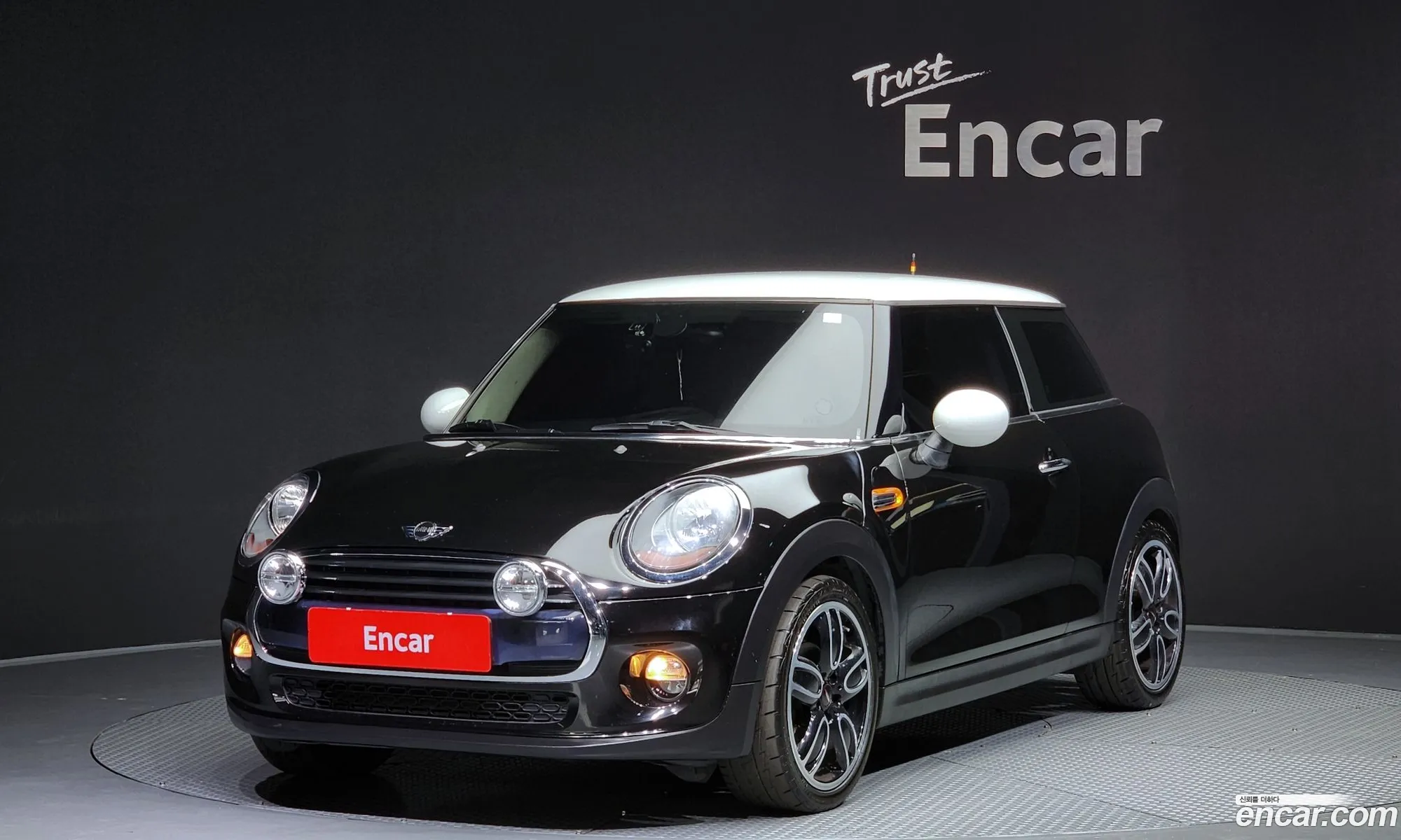 Mini Cooper Basic Type 2017 - фотография 4155535