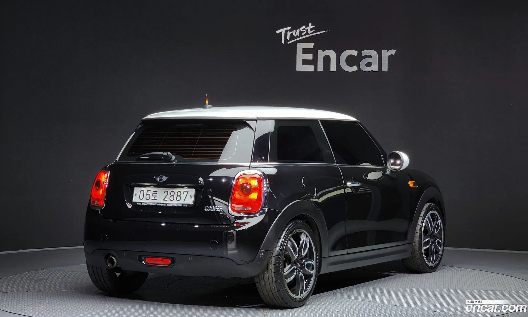 Mini Cooper Basic Type 2017 - фотография 4155536