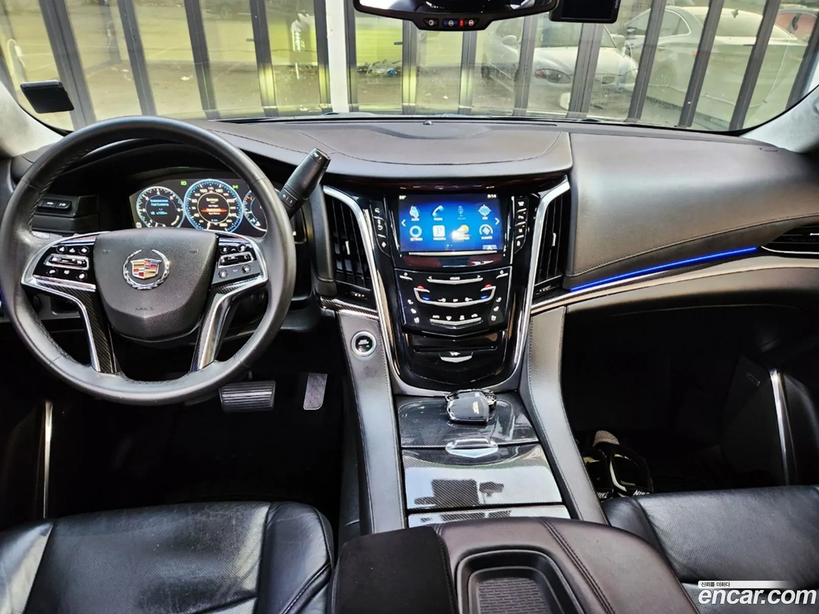 Cadillac Escalade Iv 62 Esv 2015 - фотография 14669821