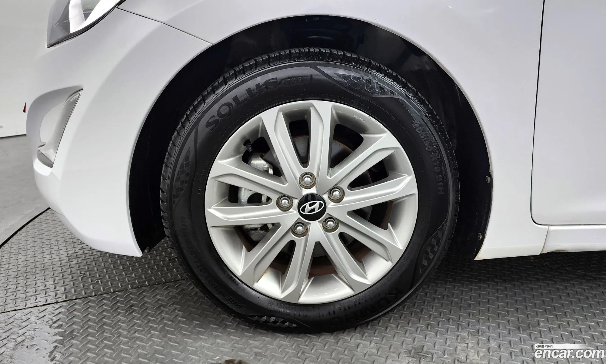 Hyundai Avante 16 Gdi Modern 2015 - фотография 13595622