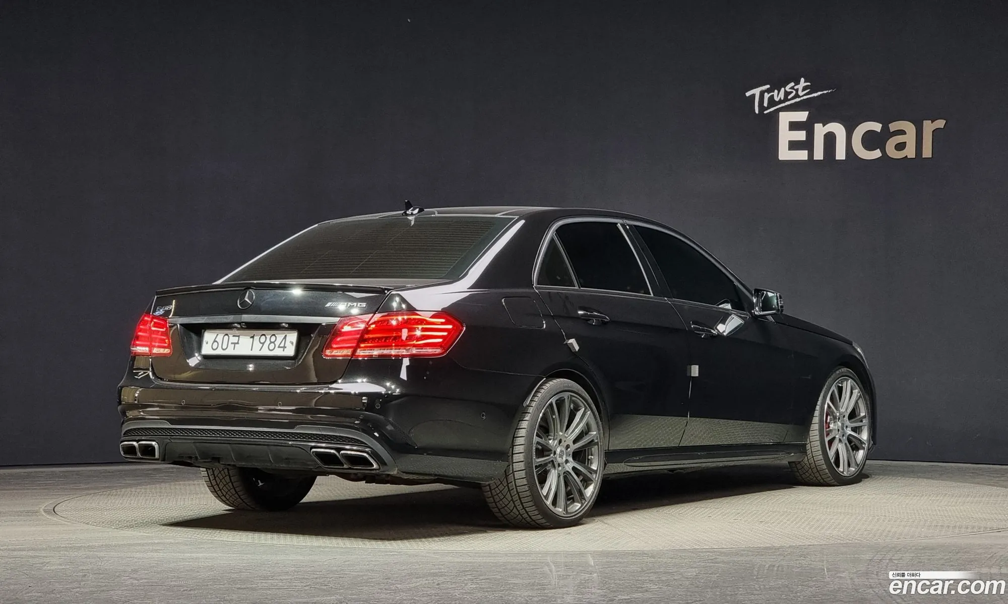 Mercedes E-Class W212 E63 Amg 4Matic - фотография 12454653