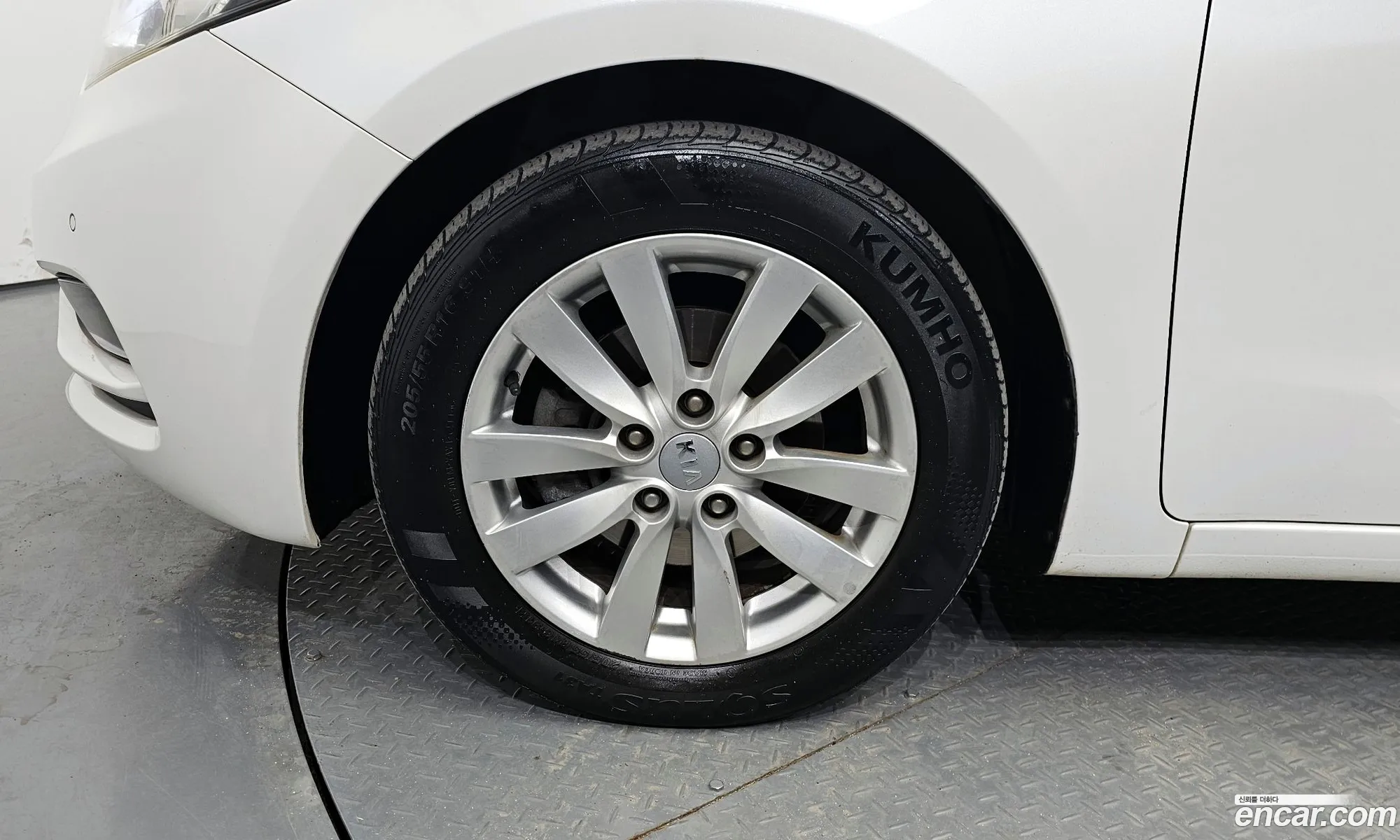 Kia K3 I Prestige 2013 - фотография 11309781
