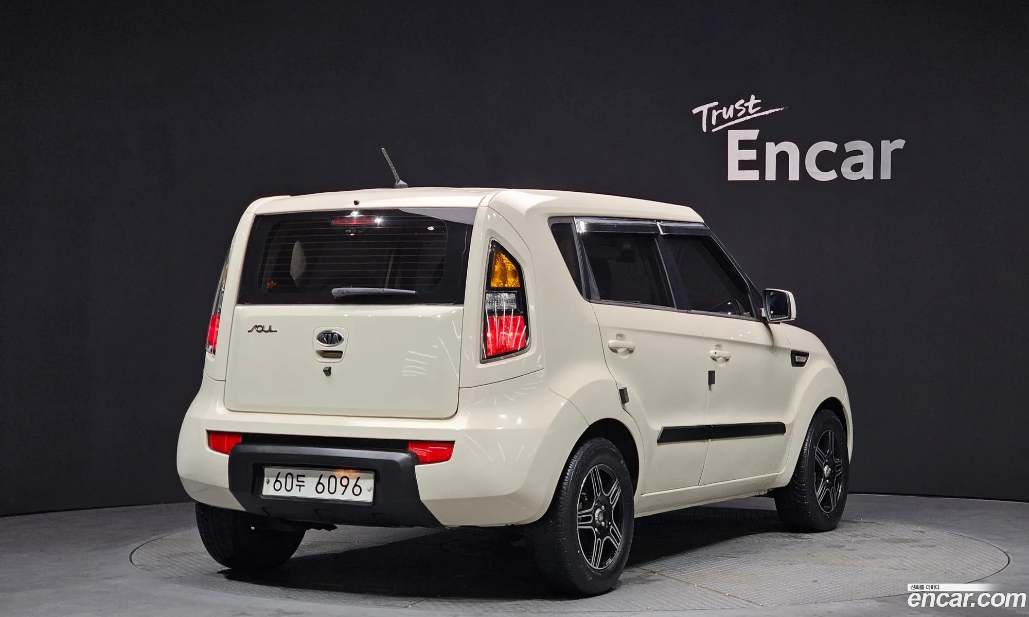 Kia Soul 16 U Luxury - фотография 15106569