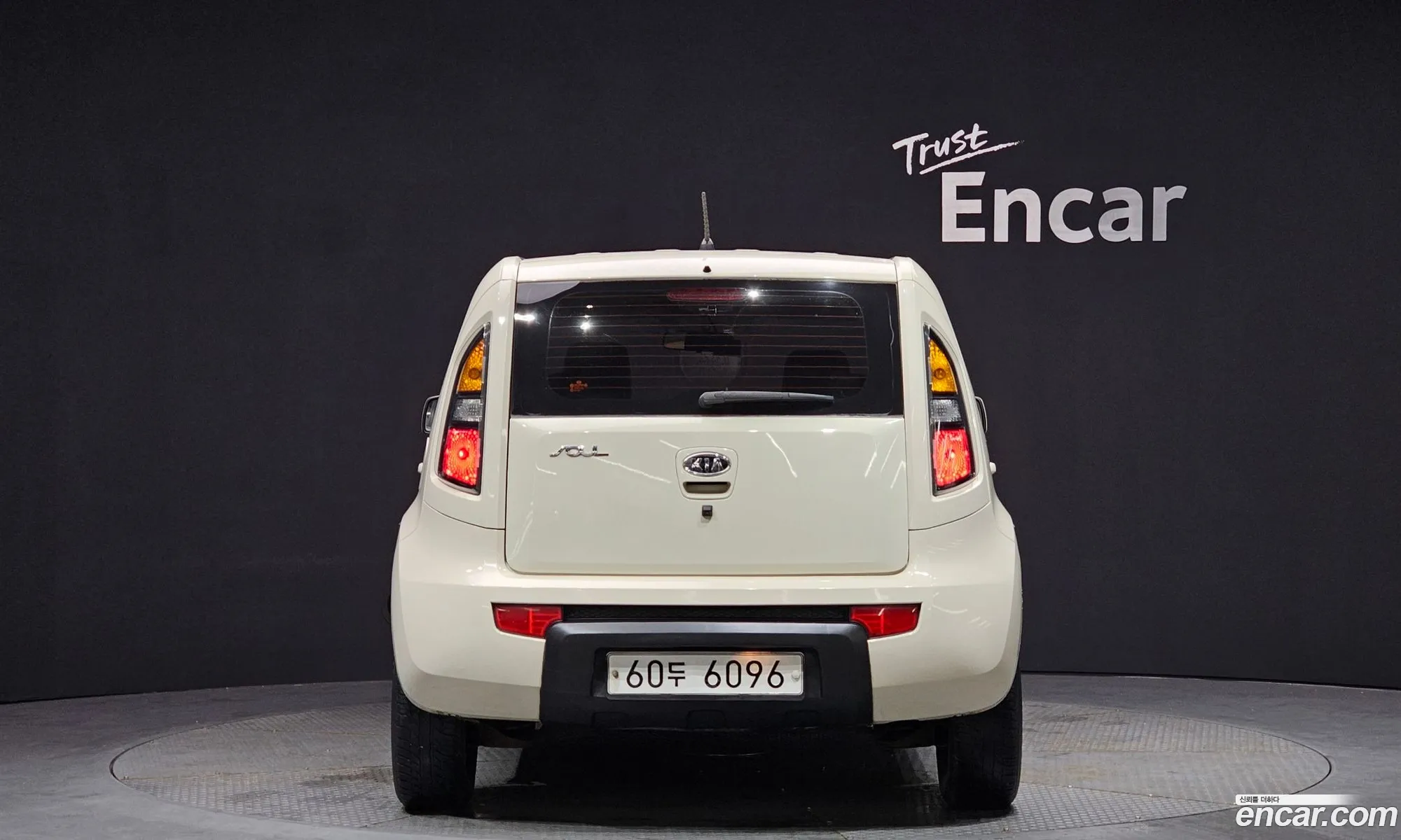 Kia Soul 16 U Luxury - фотография 15106571