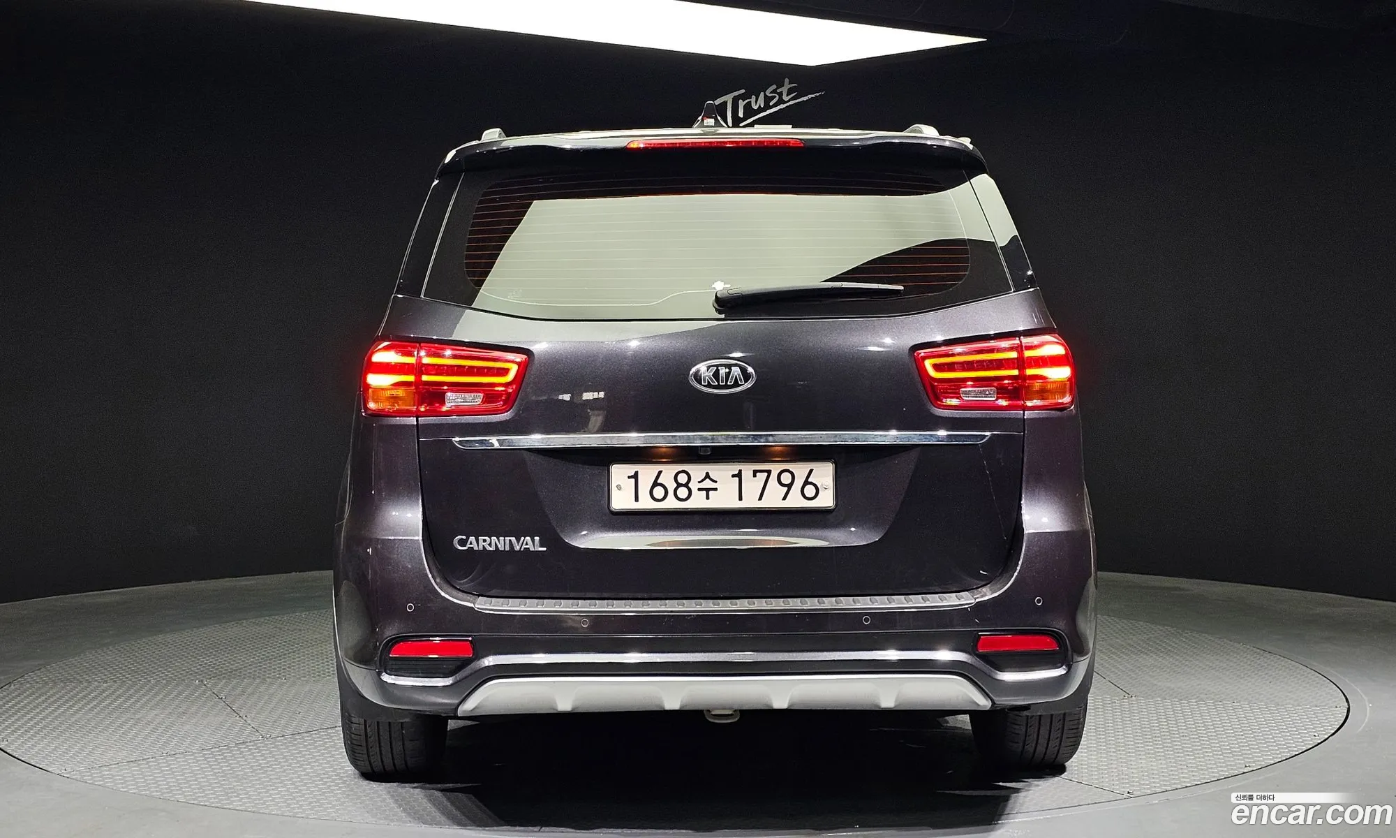 Kia Carnival Iii 9-Seater Noblesse 2019 - фотография 11154854