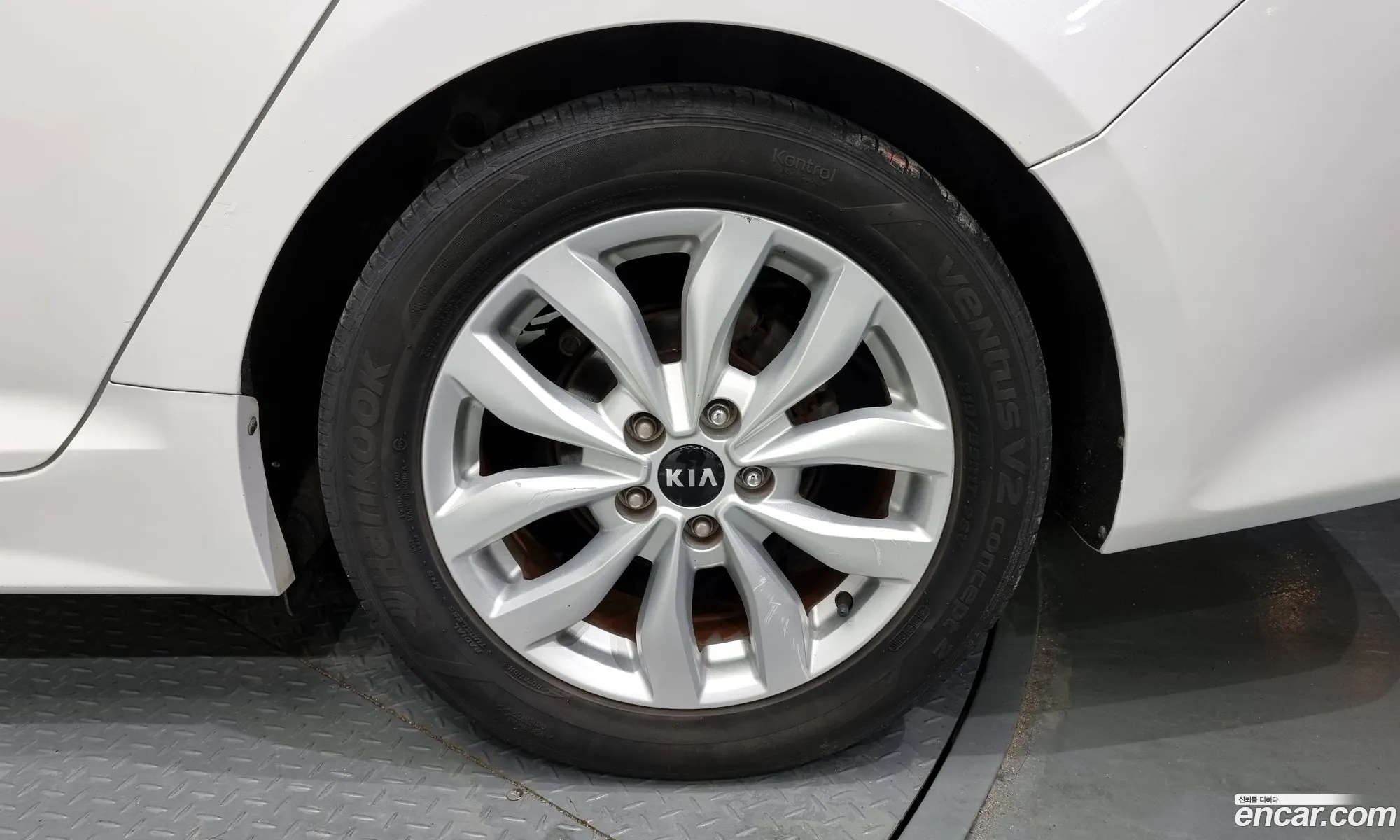 Kia K5 I Lpi Prestige 2014 - фотография 19704832