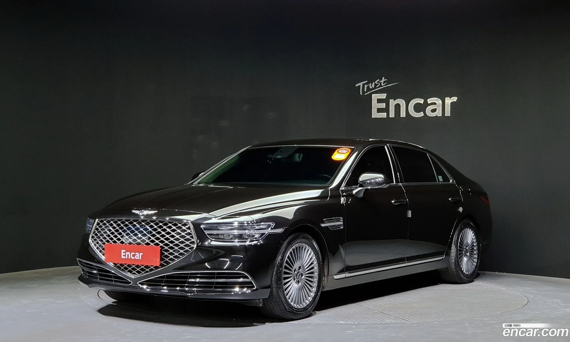 Genesis G90 I 38 Awd 2019 - фотография 1025350